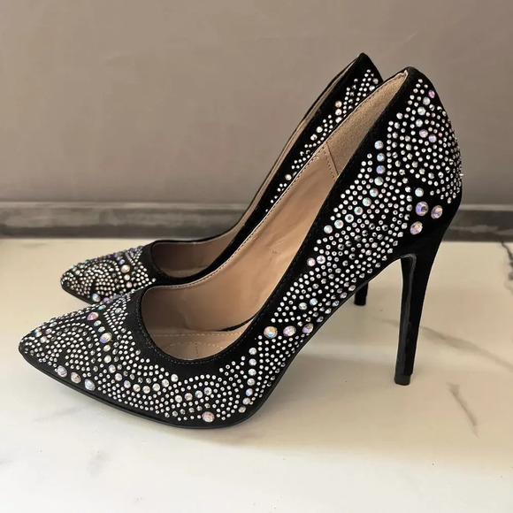 Anne Michelle Black Suede Rhinestone Pumps Size 8 - Picture 6 of 11